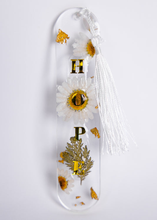 White Daisy Resin Bookmark – Pressed Flower Gift