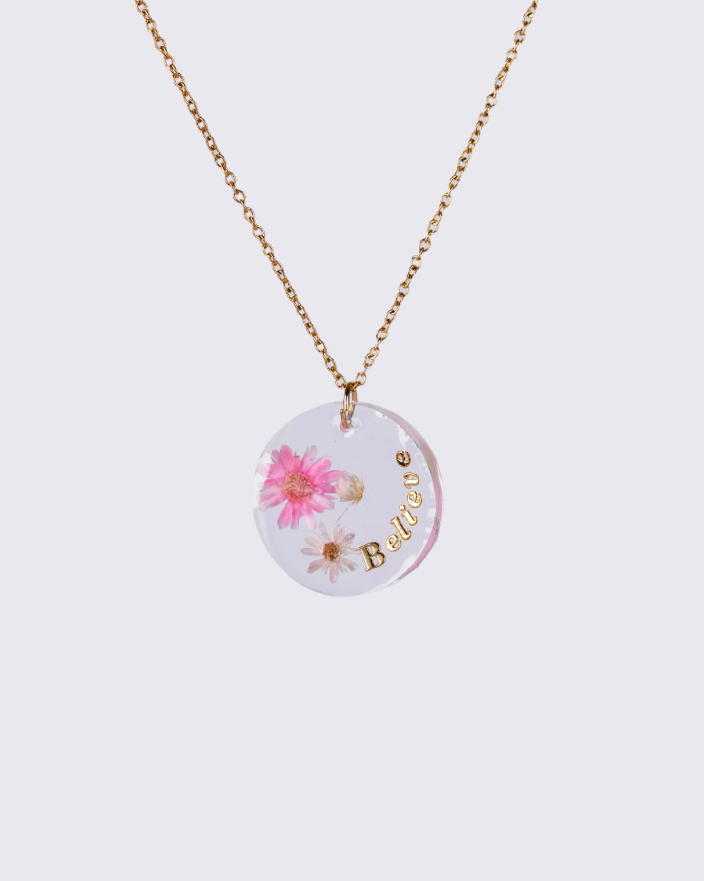 Collier plaqué or fait main avec de vraies fleurs séchées