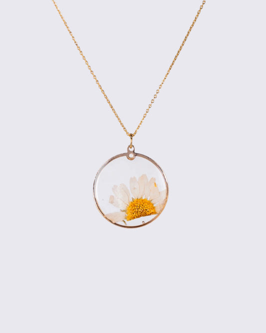 Gold-plated daisy flower jewellery set handmade in Australia