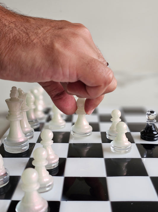 Jeu d'échecs en résine sur mesure