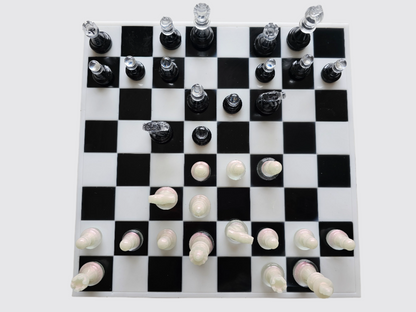 Jeu d'échecs en résine sur mesure