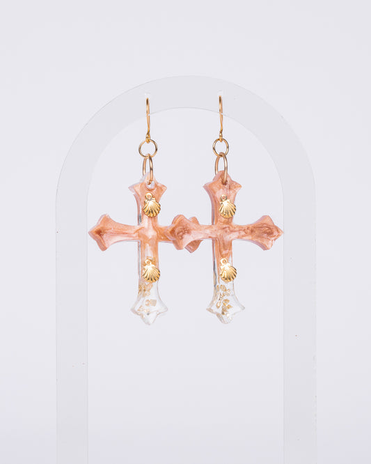 Boucles d'oreilles bébé rose plaquées or faites à la main 