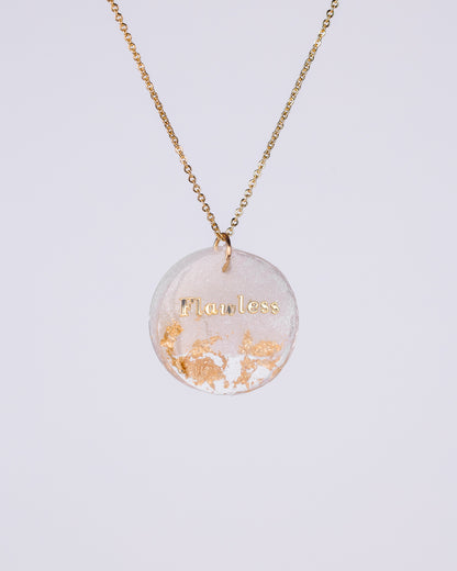 Collier personnalisé fait main en plaqué or (bleu bébé) 