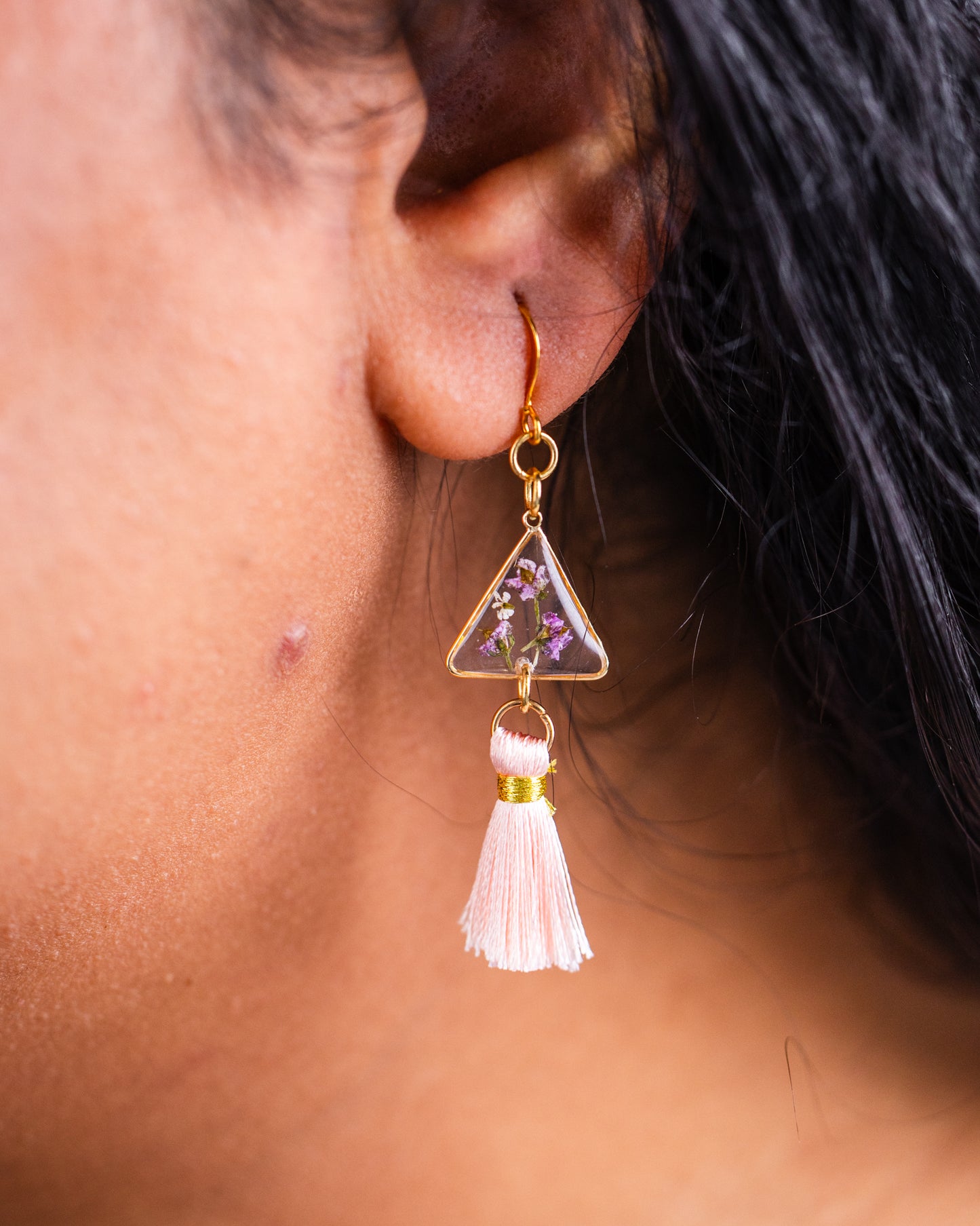 Handmade gold-plated earrings with dried baby flowers